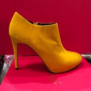 Yellow Bootie Heel Size 8.5